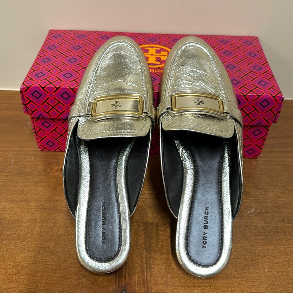 NIB Tory Burch gold mule loafers